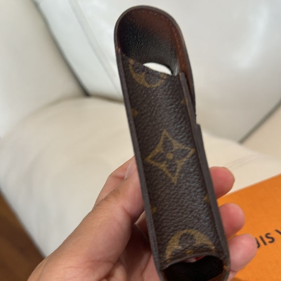 Authentic LV pouch. - Picture 4 of 16